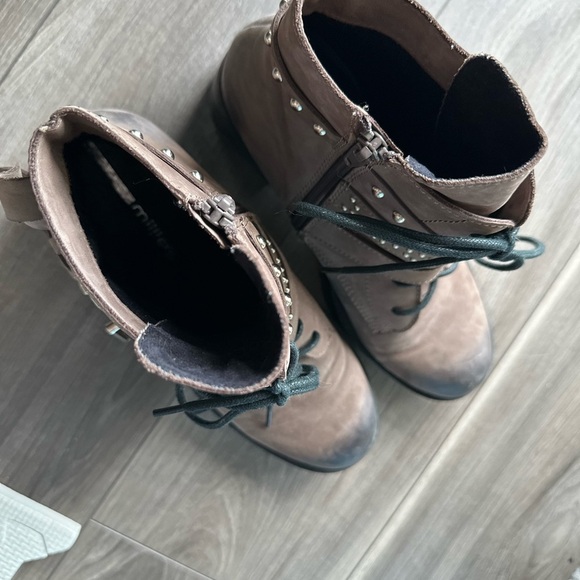 Millie’s Brown Leather Ankle Boots with Silver Accents - Picture 5 of 10